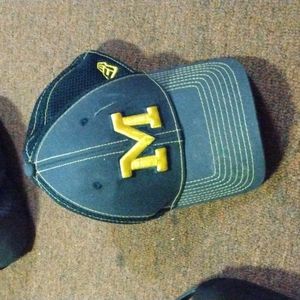 Mens Hat New Era Navy Michigan Wolverines 39THIRTY Flex Baseball